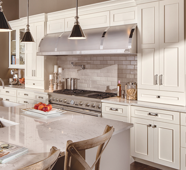 Transitional Kitchen Cabinets from Dura Supreme 